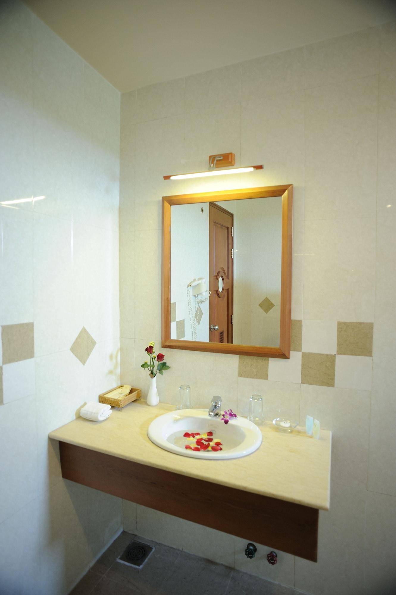 Hoang Yen 2 Hotel Thu Dau Mot Екстериор снимка